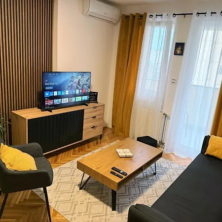 公寓 Kralj Petar I 诺威萨