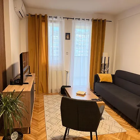 Kralj Petar I * Нови-Сад