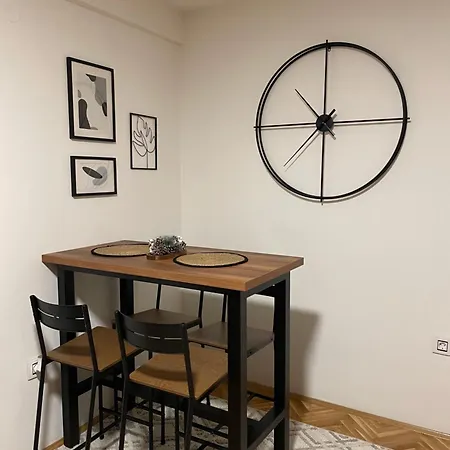 Kralj Petar I * 诺威萨