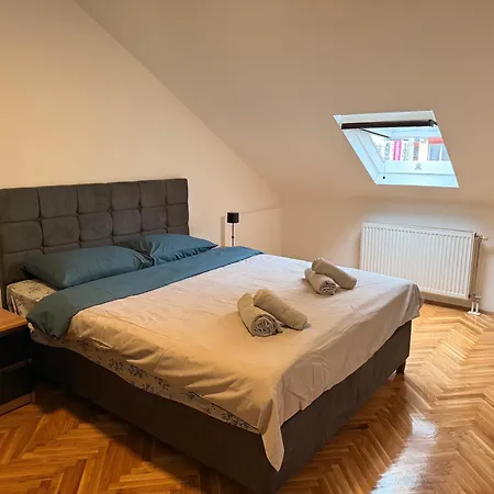 Kralj Petar I 公寓