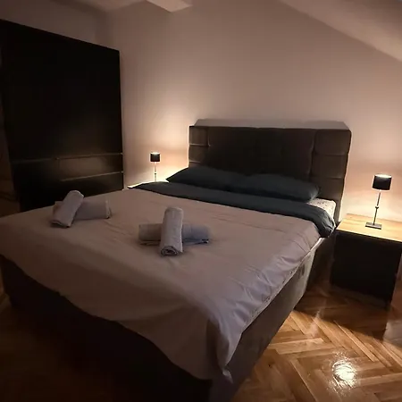 Kralj Petar I 公寓