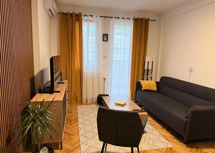 Kralj Petar I * Novi Sad